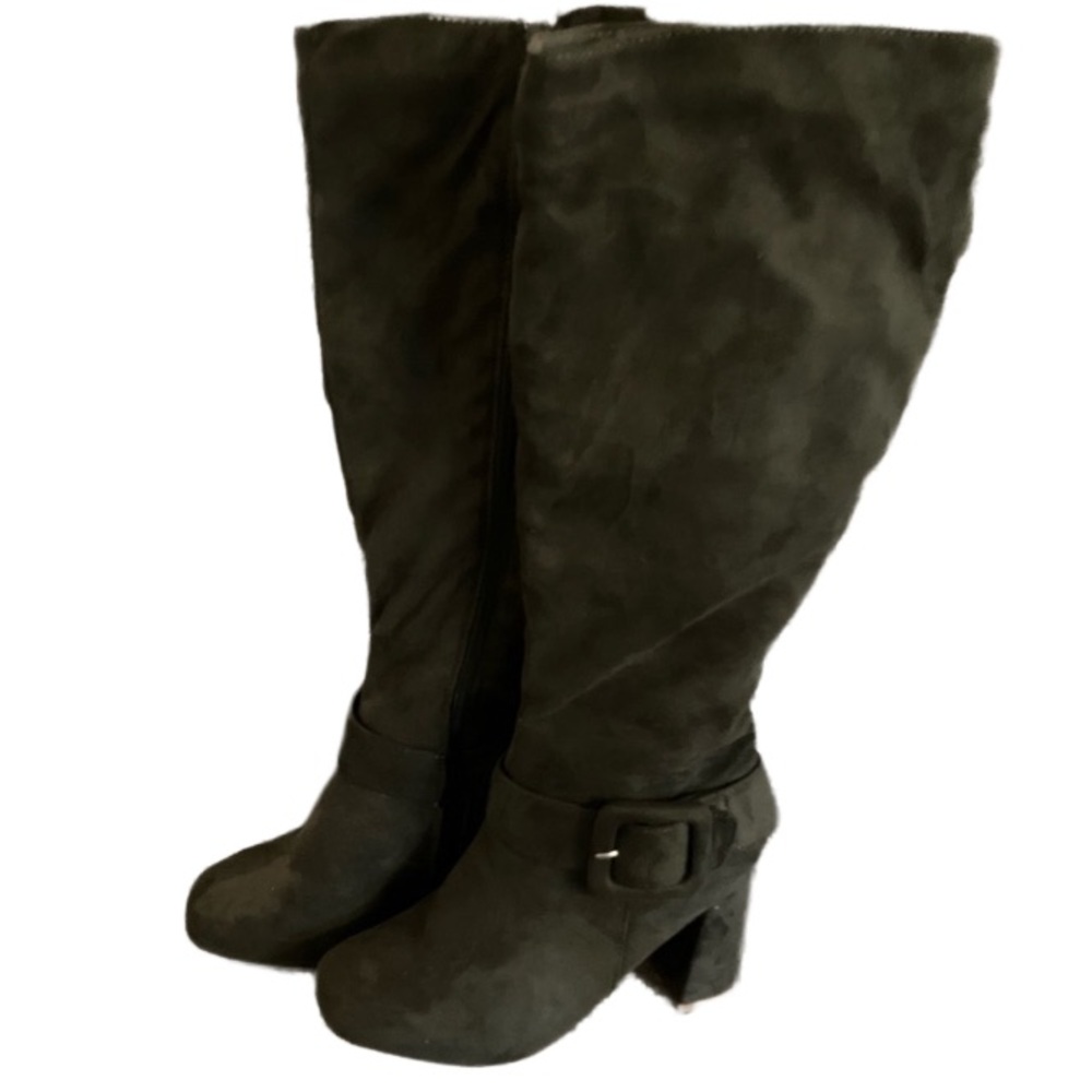 NWOT YOKI Olive Green Vegan Suede Knee-High Boots Size 7
